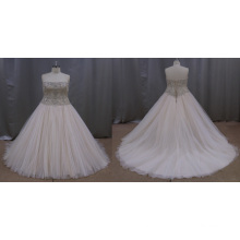 Невесты свадебное платье с аппликацией бисером